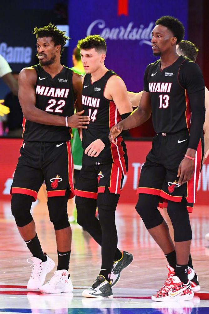 一路繁花 一路繁花