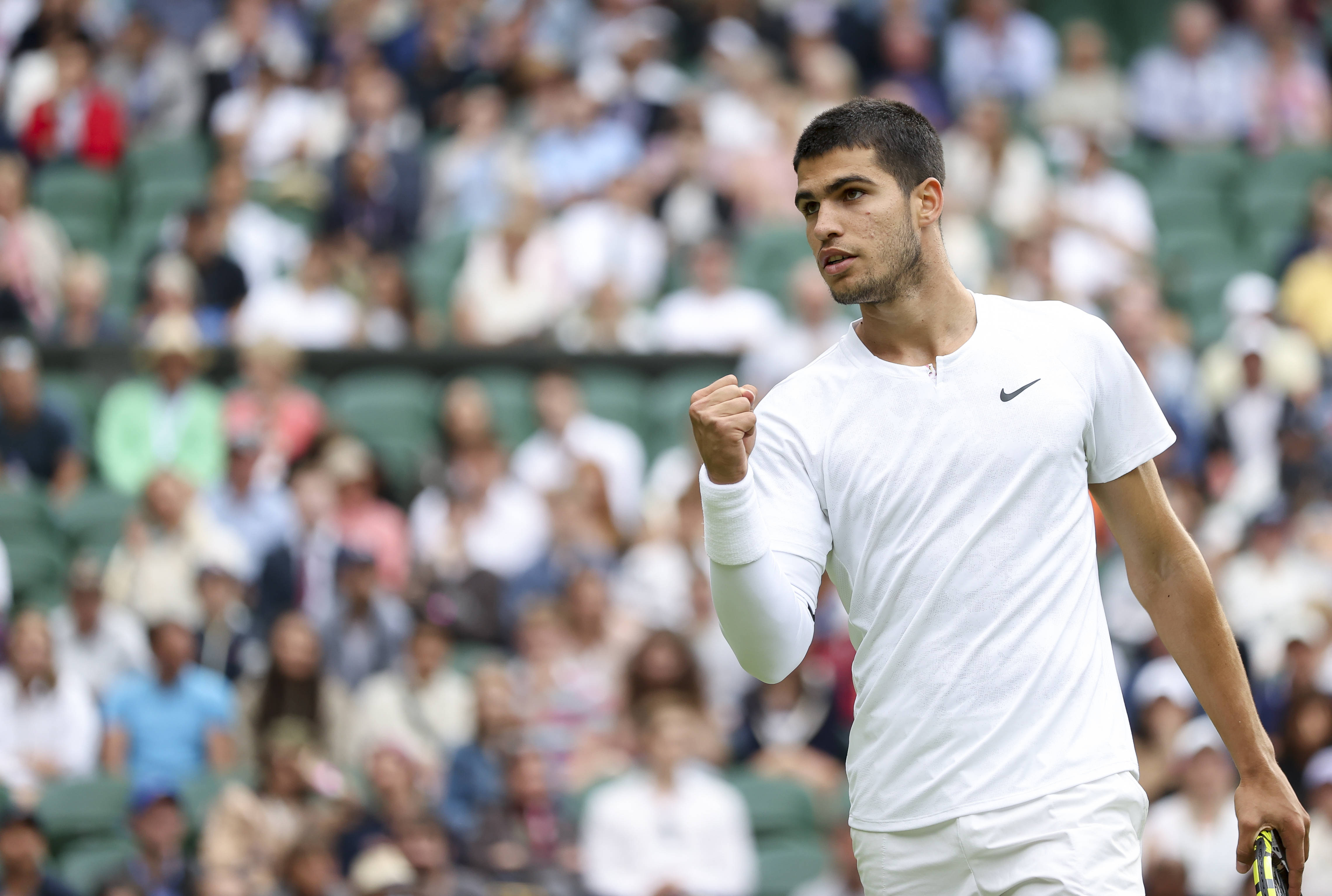 了球队的中 了球队的中